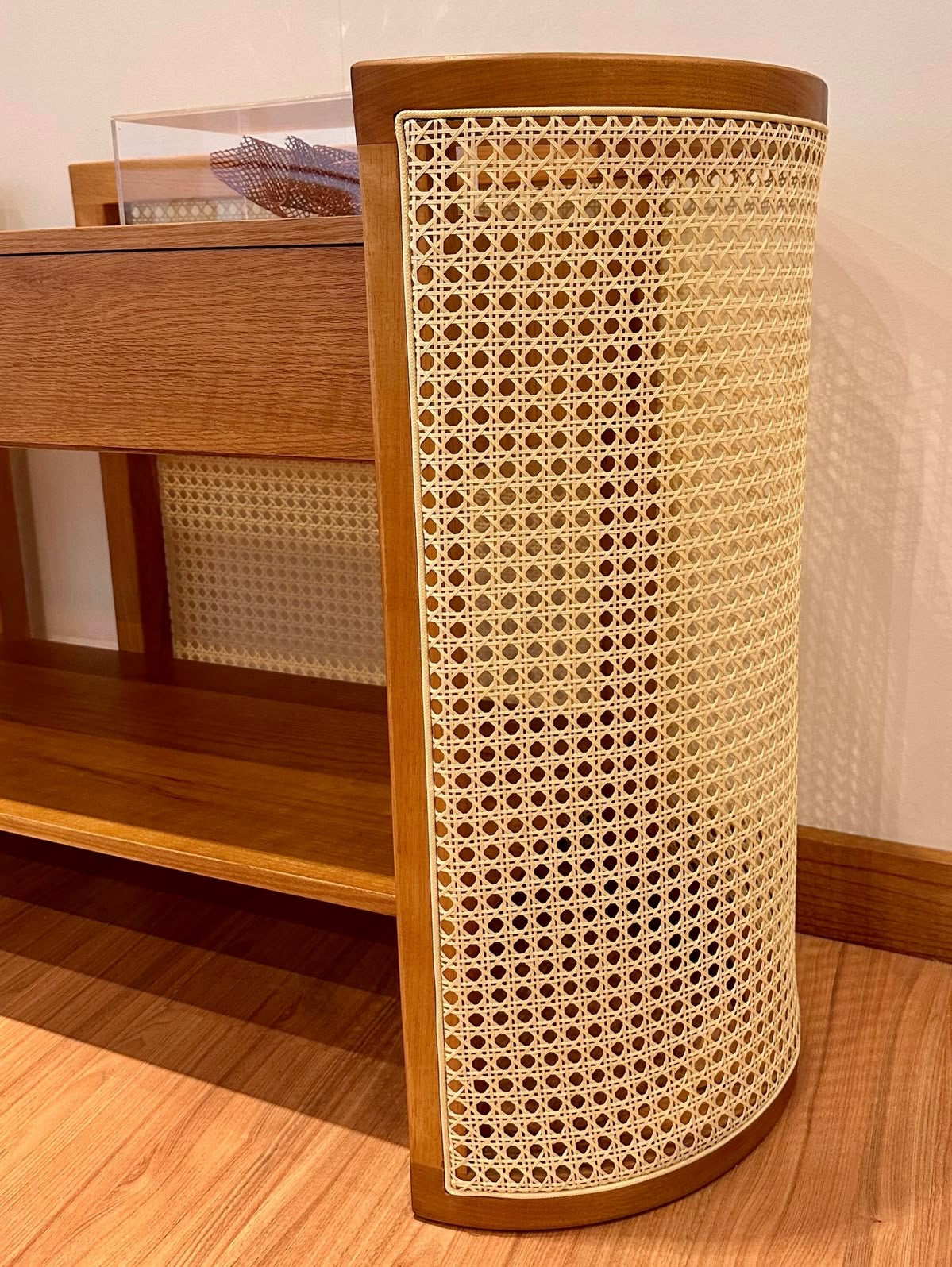 Curvewood Console