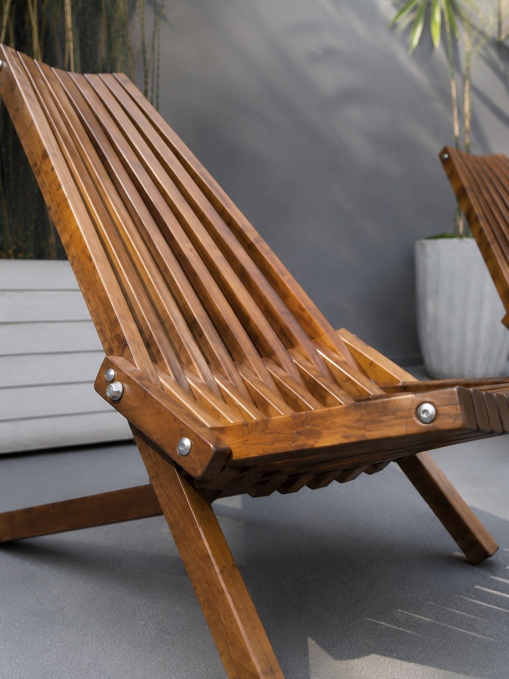 Slat Lounge Chair