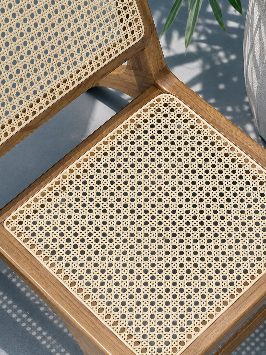 Cane Relaxer Lounge Chair