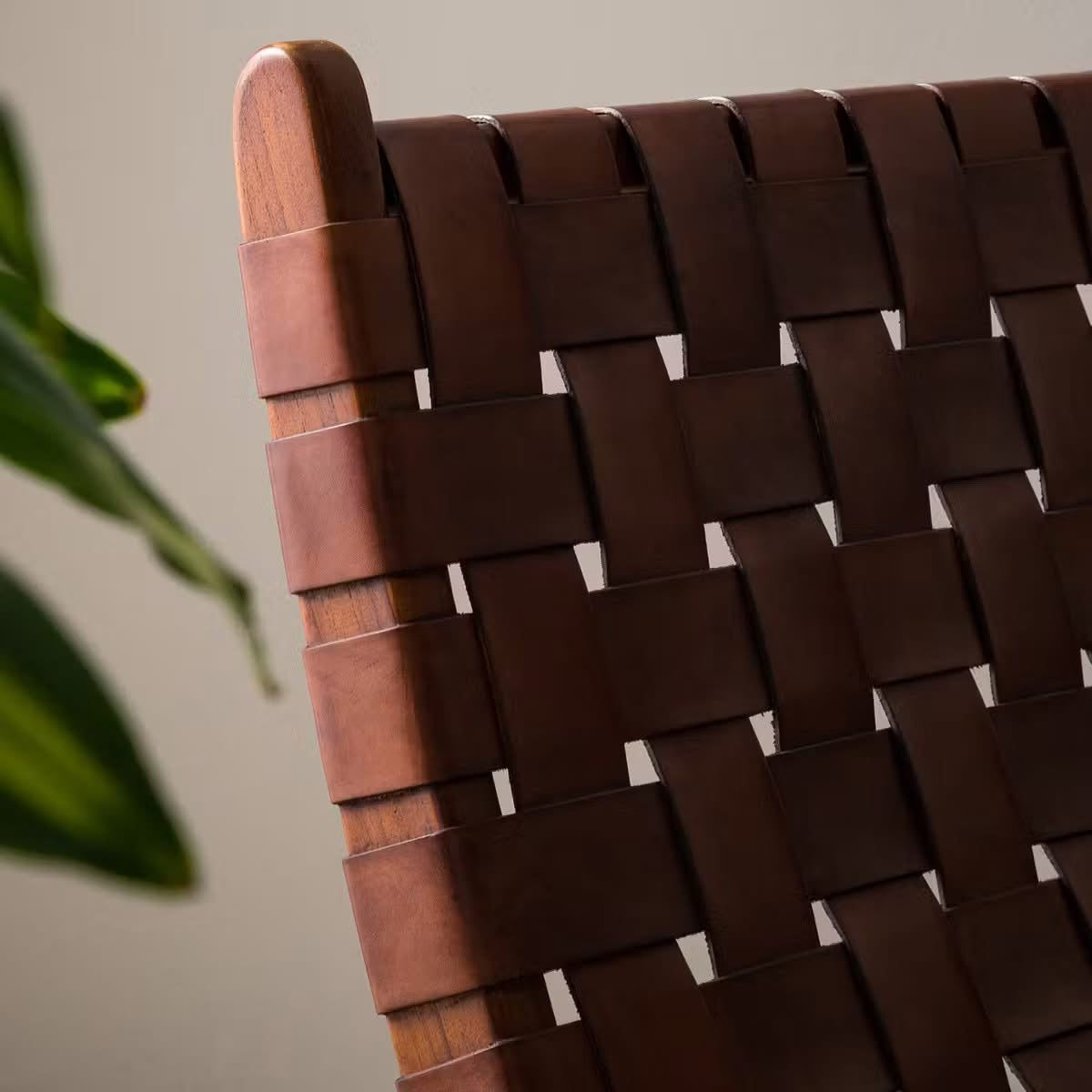 The Porto Strap Chair